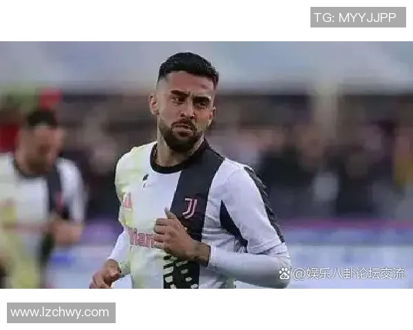 足球八卦社媒发声回应争议事件